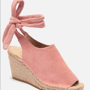 Etienne Aigner tie up pink/rose wedges.9.